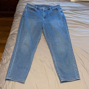 American Eagle stretch mom jeans